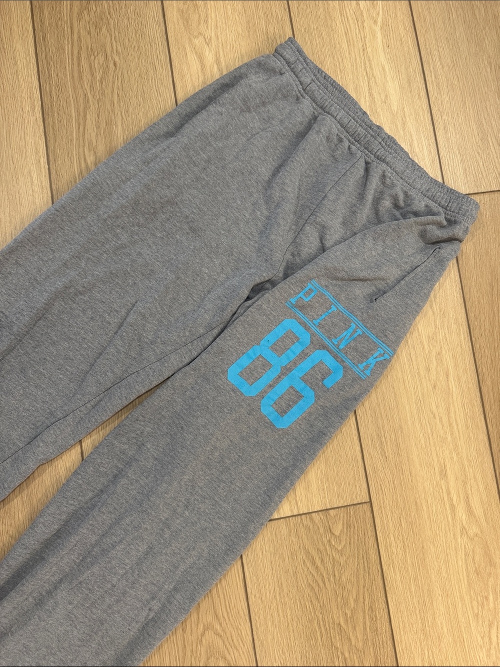 Pink Victorias Secret Spellout Logo Sweatpants Sz S Trendy Loungewear Comfy Dorm